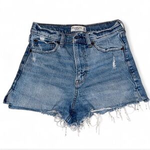 Abercrombie & Fitch The Mom Shorts